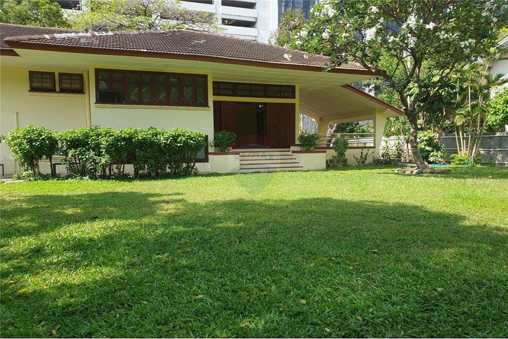 Phaya Thai Second hand single house condo for sale rent
